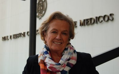 “No todos los pacientes con cáncer tienen el mismo riesgo y necesidad de vacunarse de inmediato”