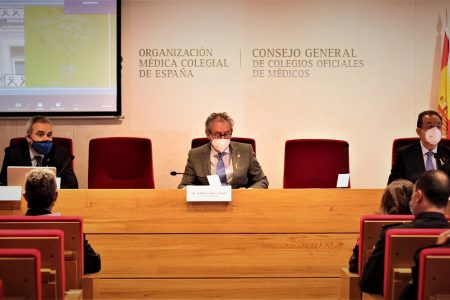 La pandemia aumenta las agresiones en forma de insultos y amenazas especialmente a médicas de Atención Primaria