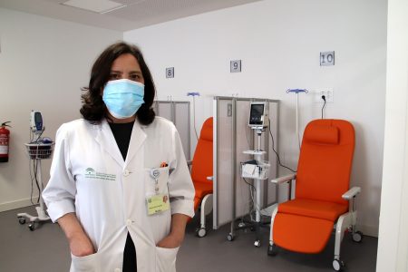 El Hospital Virgen Macarena cumple 11 años de desensibilizaciones de quimioterápicos a enfermos con cáncer