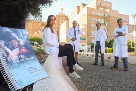Cirujanos del Virgen del Rocío publican un manual de Cirugía de Urgencias