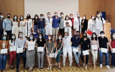 El Hospital de Valme despide a los 50 residentes que han finalizado su formación en el área sur de Sevilla