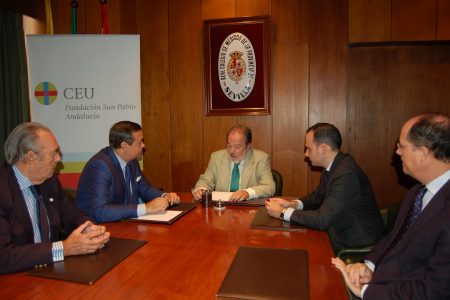 CEU Andalucía y el Colegio de Médicos de Sevilla apuestan por una formación de excelencia