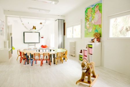 La FPSOMC habilita ayudas para la escuela infantil de los hij@s de médicos en formación