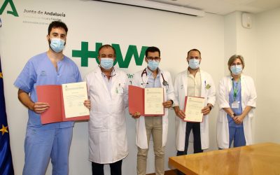 El Hospital Virgen Macarena premia la excelencia de sus mejores especialistas internos residentes