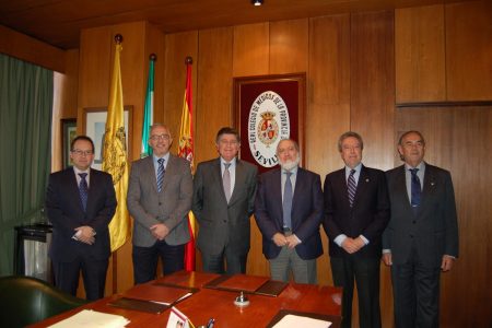 Convenio con el Colegio de Farmacéuticos