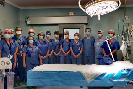 El Hospital de Valme realiza dos donaciones dirigidas de sangre de cordón umbilical a pesar de la pandemia