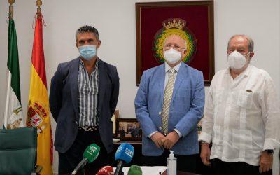“Los médicos no pueden seguir trabajando en la medicina privada con un coste superior a lo que perciben”