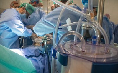 Siete pacientes se han beneficiado ya de la colocación de un corazón artificial en el Hospital Virgen del Rocío