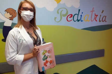 Una Pediatra del Virgen Macarena participa en la primera edición del Manual de Nutrición de la Asociación Española de Pediatría