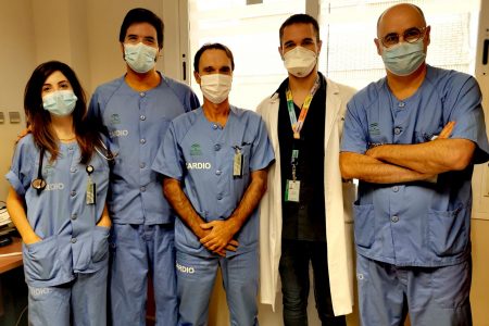 Cardiólogos del Hospital de Valme contribuyen a optimizar el aprendizaje de la lectura de electrocardiogramas