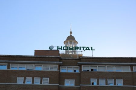 El Hospital Universitario Virgen del Rocío vuelve a ser elegido mejor centro sanitario de Andalucía