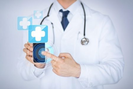 Los Consejos Generales de Dentistas, Farmacéuticos, Médicos y  Veterinarios urgen a la Administración Pública a regular la publicidad  sanitaria
