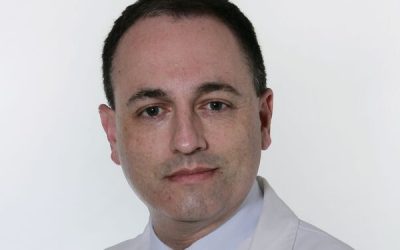 El neurocirujano del Centro de Neurología Avanzada, Andrés Muñoz Núñez, Premio Nacional de Medicina Siglo XXI