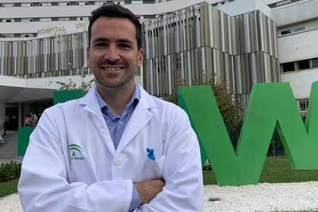 Oncólogo radioterápico del Hospital Virgen Macarena galardonado por la Universidad Hispalense