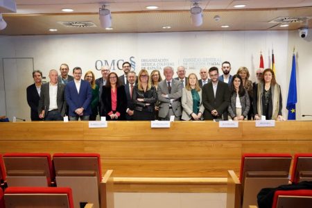 El CGCOM reúne a los principales grupos parlamentarios del Congreso para presentar el ‘Estudio sobre jornadas laborales y descansos de los MIR en España’