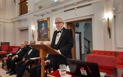 El doctor Carlos Ortiz Leyba, intensivista e internista, nuevo académico de número de la RAMSE
