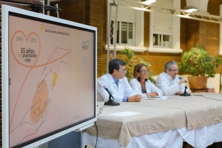 Se cumplen 35 años del primer trasplante de médula en el Hospital Virgen del Rocío