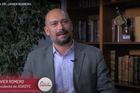 Entrevista al Dr. Javier Romero