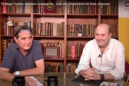 D. Jesús «el mago»: Ilusión, sorpresa, imaginación… todo ello proporciona, sin duda, bienestar.