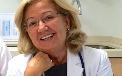 El Ayuntamiento de Alcalá de Guadaira destaca la trayectoria profesional de la pediatra Pilar Camacho