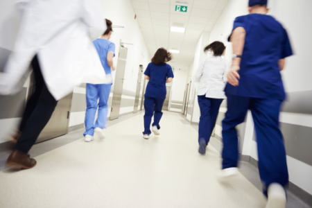 La OMC celebra la creación de la especialidad de Urgencias y Emergencias