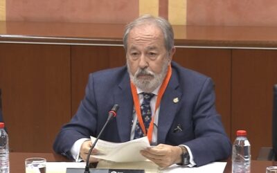 El Consejo Andaluz de Colegios de Médicos comparece en el Parlamento Andaluz