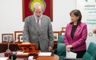 El Dr. Alfonso Carmona Martínez elegido presidente del Consejo Andaluz de Colegios de Médicos