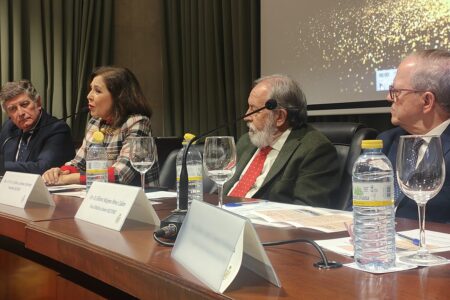 El Colegio de Médicos de Sevilla destaca la trayectoria de la Fundación Isabel Gemio por su implicación con la investigación científica