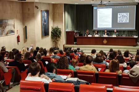 Los especialistas desaconsejan el uso de pantallas antes de los 6 años