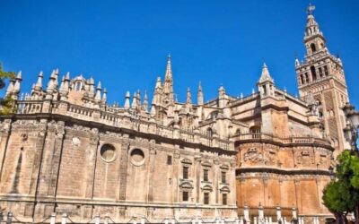 Visitas a la catedral de Sevilla organizadas por la Vocalía de Médicos Séniors en el mes de abril