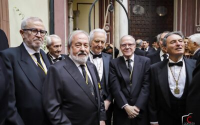 Representación del Colegio de Médicos en el Santo Entierro