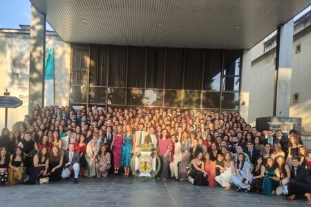 Bienvenida egresados 2025