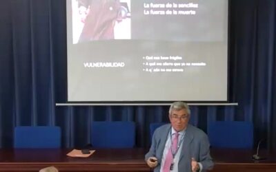 Conferencia del Dr. Carlos Álvarez Leyva sobre la «Vulnerabilidad del ser humano»
