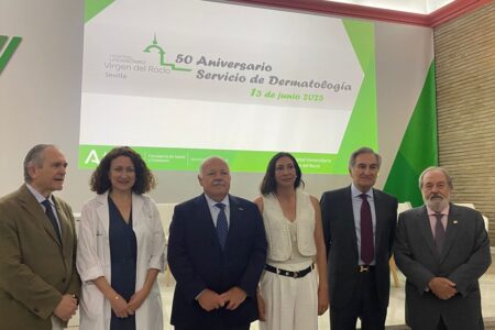 El Colegio de Médicos de Sevilla participa en el acto de celebración del 50 Aniversario de Dermatología del Virgen del Rocío destacando este servicio como un “referente en asistencia, docencia e investigación a nivel internacional”