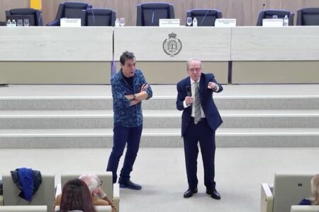 Conferencia «Autocuidado ético y emocional para profesionales de la Medicina»