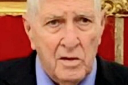In memoriam Dr. D. Ángel Martínez Sahuquillo