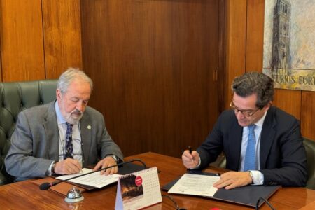 Médicos y farmacéuticos de Sevilla impulsan un modelo integrado de comunicación asistencial en el sistema público de salud