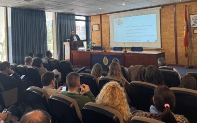 El Colegio de Médicos de Sevilla acoge una jornada sobre neumococo y VRS que reclama ampliar el calendario vacunal y reforzar la vigilancia epidemiológica