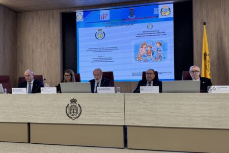 El Colegio de Médicos de Sevilla organiza una jornada sobre diabetes en edad escolar para concienciar a la comunidad educativa
