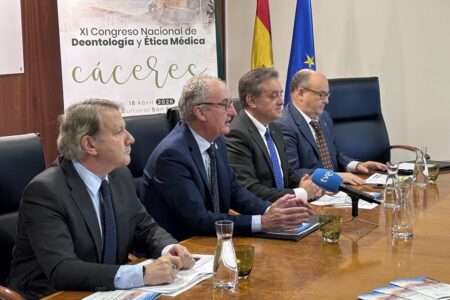 La ética médica se reúne en Cáceres en el XI Congreso de Deontología