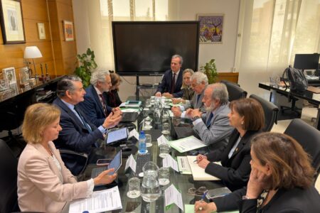 El Consejo Andaluz de Colegios de Médicos refuerza los canales de diálogo con la Consejería para garantizar una sanidad de calidad