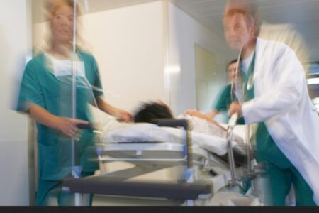Nuevo plazo de solicitudes para el acceso por la vía extraordinaria al título de Medicina de Urgencias y Emergencias
