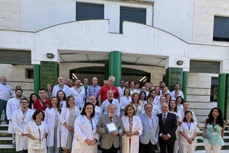 El Colegio de Médicos de Sevilla reconoce la labor del Centro de Transfusión, Tejidos y Células por su participación esencial en los trasplantes de órganos