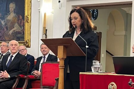 Recepción de la Dra. María Dolores Rincón Ferrari como nueva académica correspondiente de la RAMSE