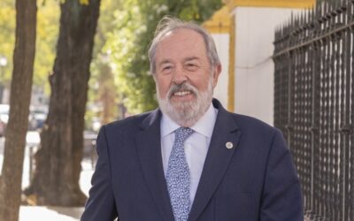 El presidente del Colegio de Médicos reclama un Estatuto propio para los médicos y rechaza la homologación automática de títulos extracomunitarios