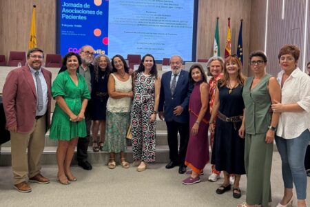 Encuentro del Colegio de Médicos de Sevilla y asociaciones de pacientes para avanzar hacia una atención sanitaria más humana y participativa
