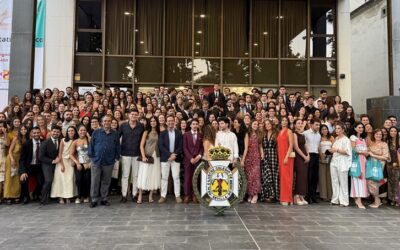 Los nuevos médicos internos residentes que inician su formación especializada reciben la bienvenida del RICOMS