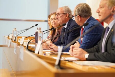 La OMC lidera la integración ética y segura de la inteligencia artificial en Medicina