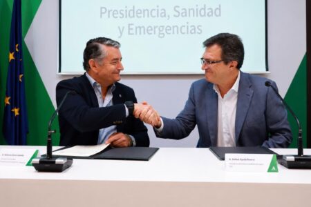 La Junta de Andalucía y el Sindicato Médico Andaluz acuerdan una hoja de ruta para mejorar las condiciones del personal facultativo